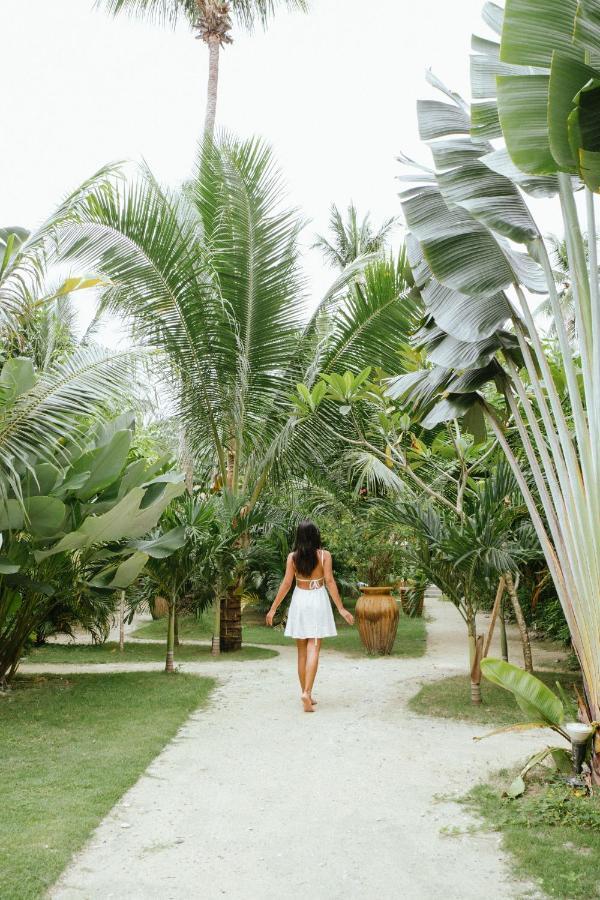Tropical Temple Siargao Resort General Luna  Esterno foto